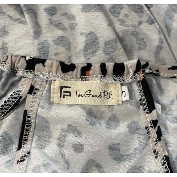 For G and PL Leopard Print Halter Maxi Dress Size Small - Picture 8 of 8